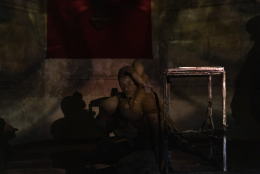 Tatiana Kocmu, The Following Body, 2022, živa podoba, Špitalska kapela, Celje, (foto: Matija Lukić).